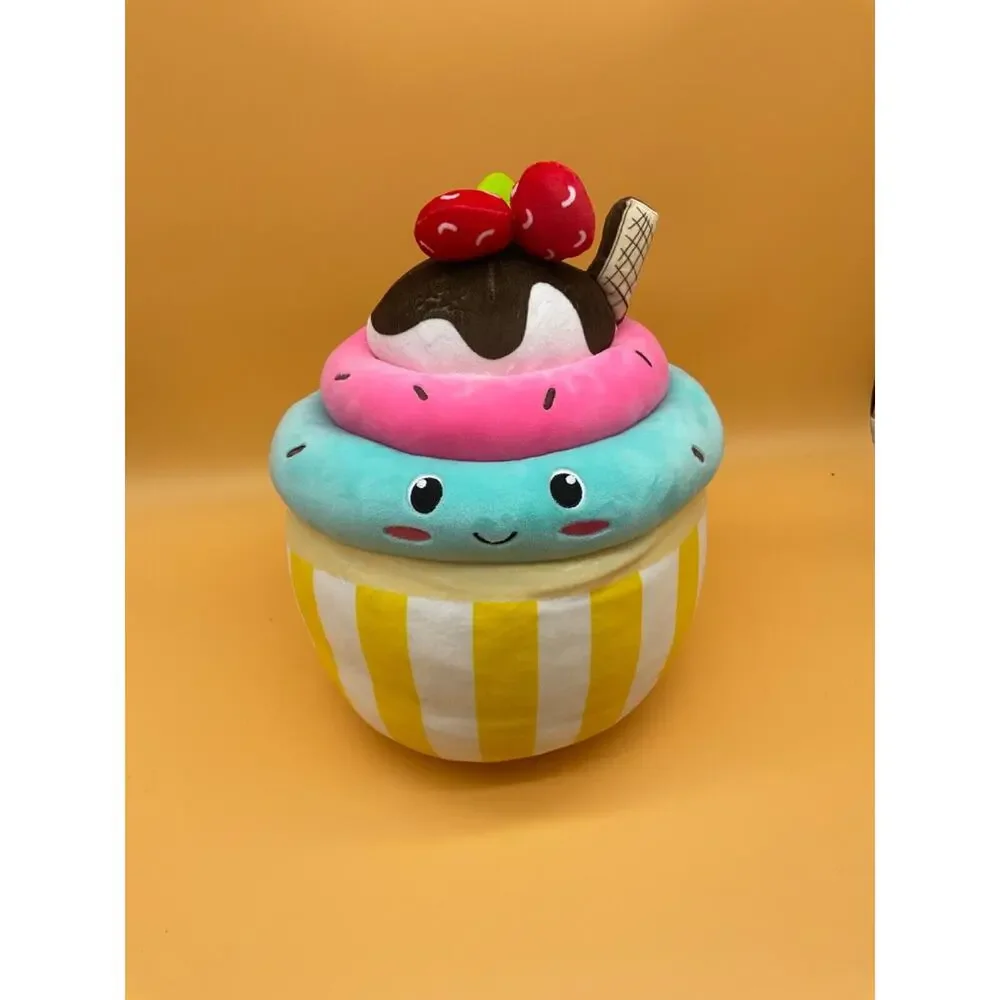 Smoochy Pals XL Happy Strawberry Chocolate Cupcake Super Squishy Soft Toy Cushio